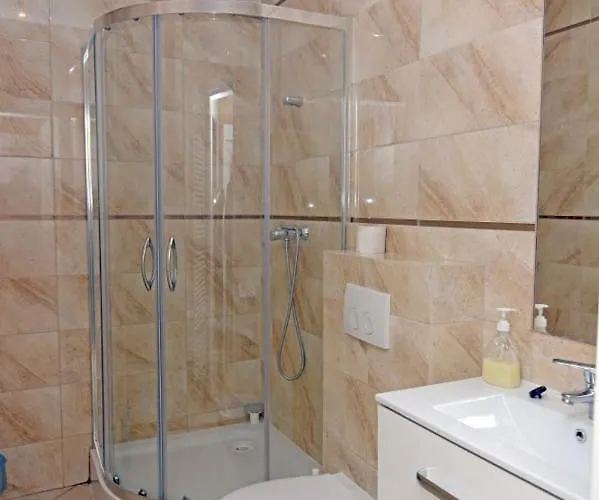 فندق Dolina Pilicy